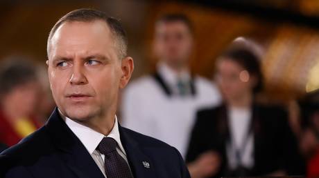 Poland rejects Zelensky-s ‘insults- as Nazi row escalates