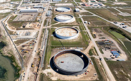US strategic oil reserve plunges to 44-year lowÂ 
